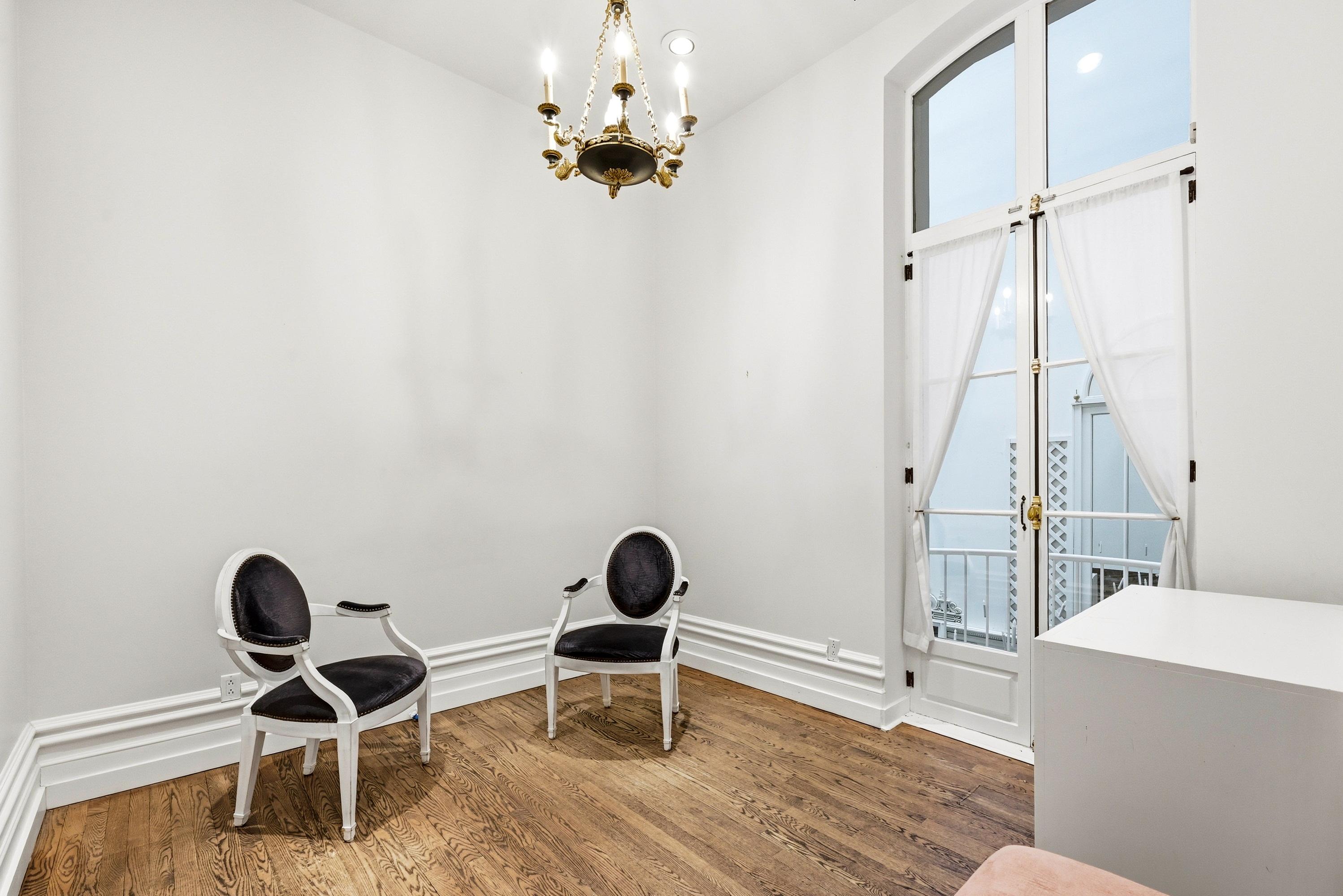 Secondary Suite