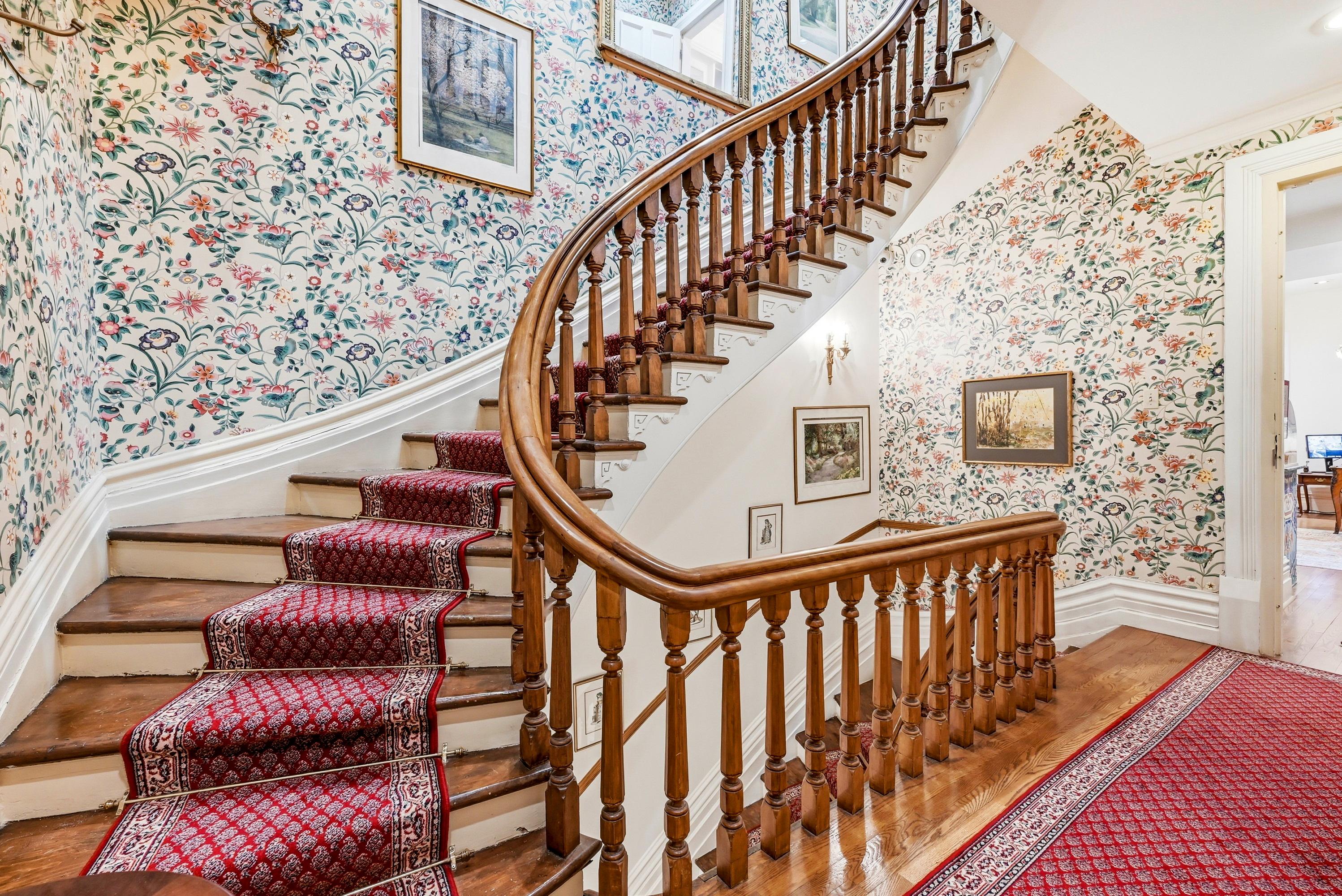 Grand Staircase