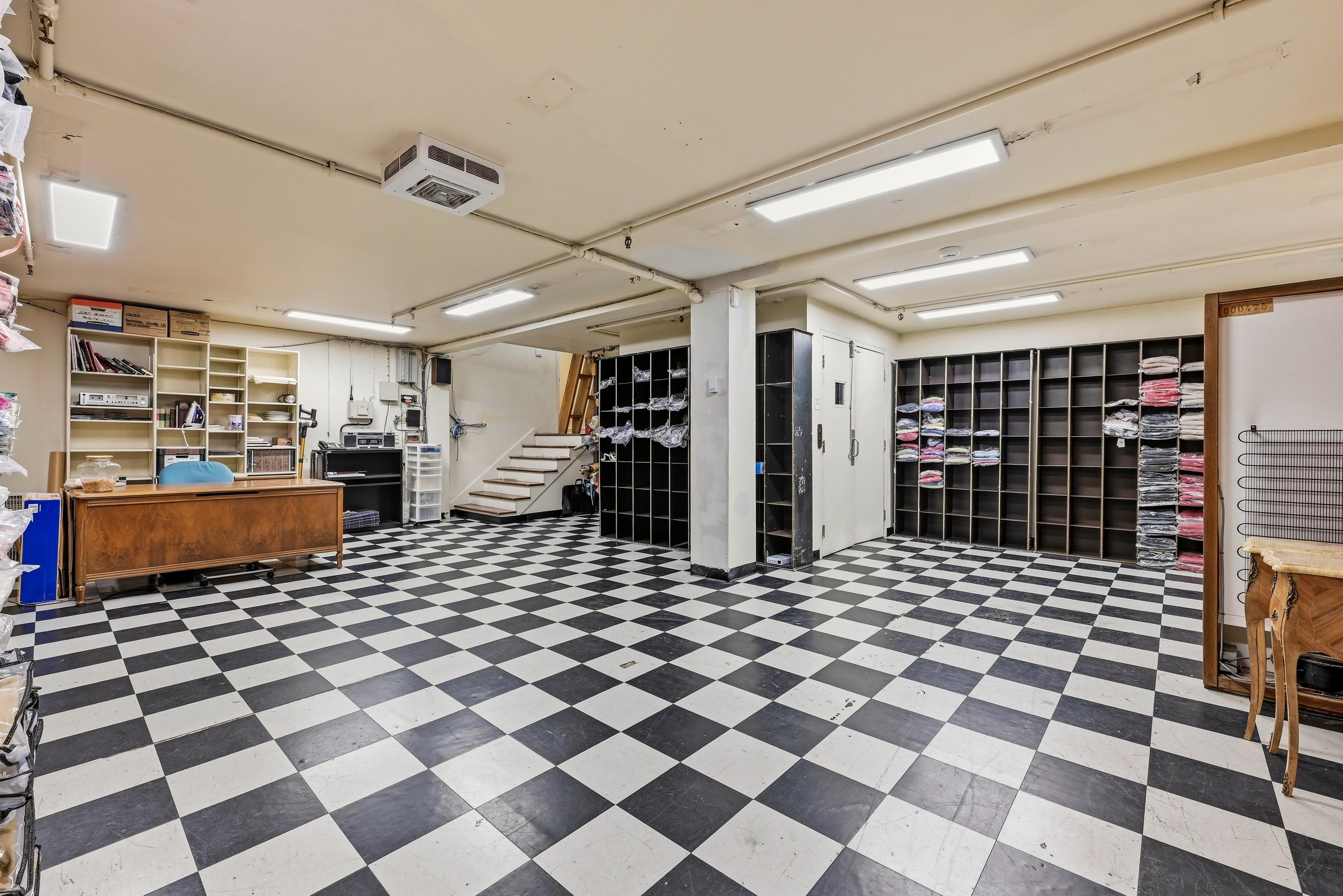 Warehouse Level